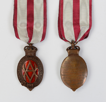 Albert Medal awarded to Tom Crean (Courtesy of Kerry County Museum) Albert Medal awarded to Tom Crean (Courtesy of Kerry County Museum)
